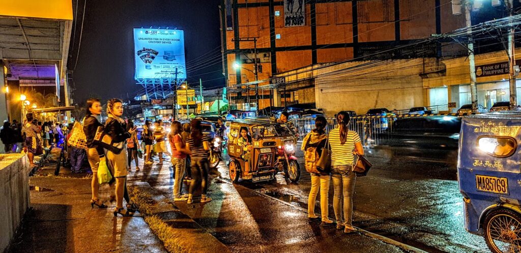 Photo credit: Avel Manansala.