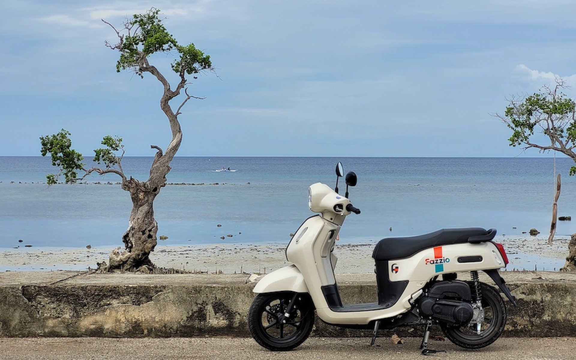 01. Siquijor by scooter