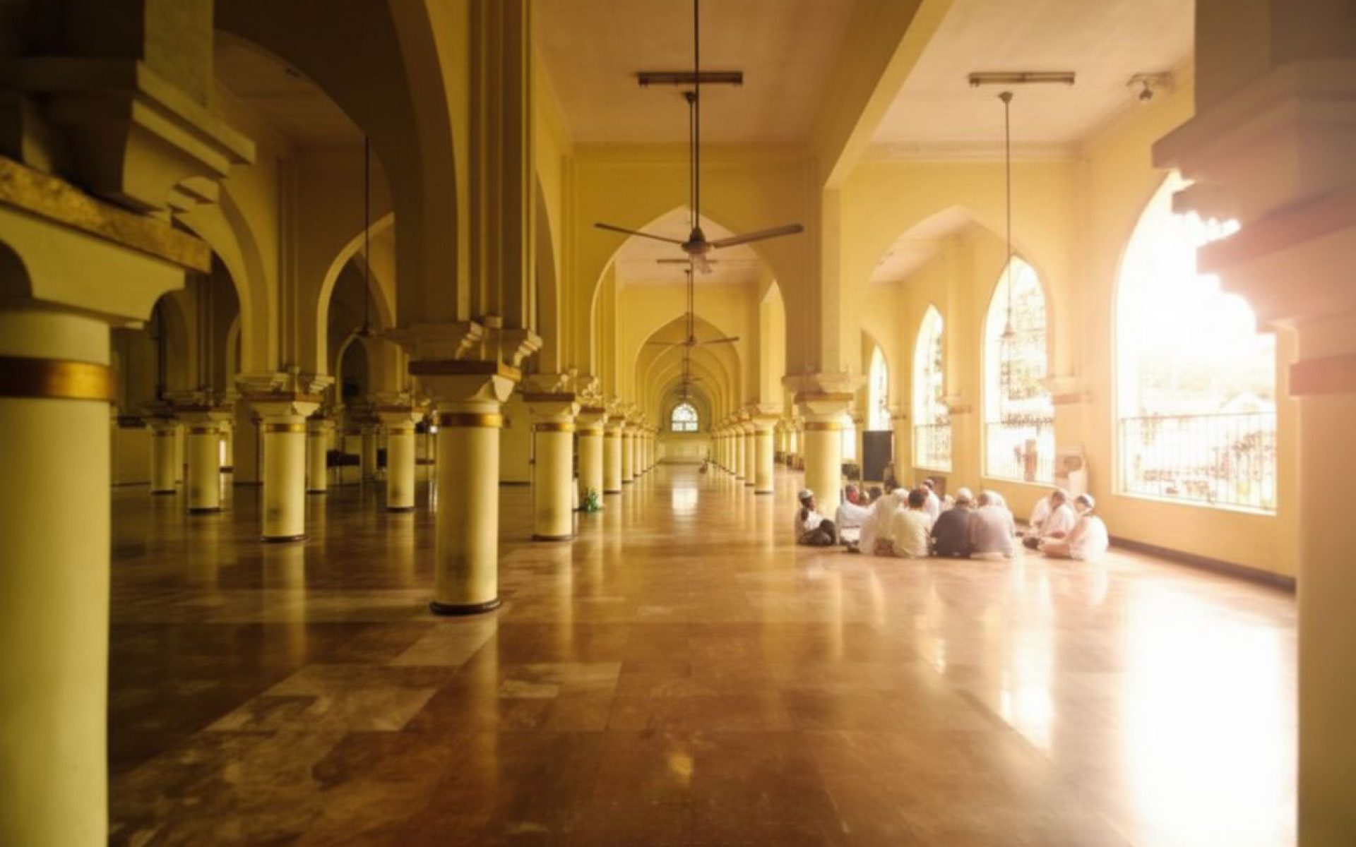 QUIAPO GOLDE MOSQUE1